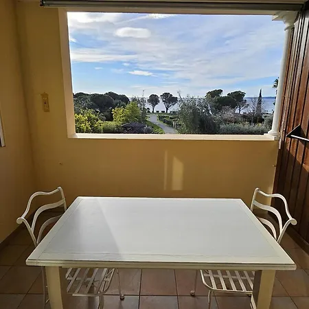T2 Avec Piscine, Vue Mer, Parking, A 200m De La - Fr-1-768-70 * La Garonnette-Plage